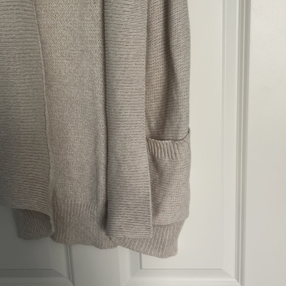 Francesca’s Draped Hooded Vest - Picture 2 of 7